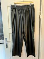 Schwarze Hose aus Kunstleder von Zizzi - Größe 46 / 48 Bayern - Gauting Vorschau