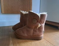 UGG Boots Stiefel Gr. 30 wie neu Nordrhein-Westfalen - Marienheide Vorschau