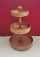 Servierturm aus Holz, DDR mit 3 Etagen - 27,5cm Sachsen - Bautzen Vorschau