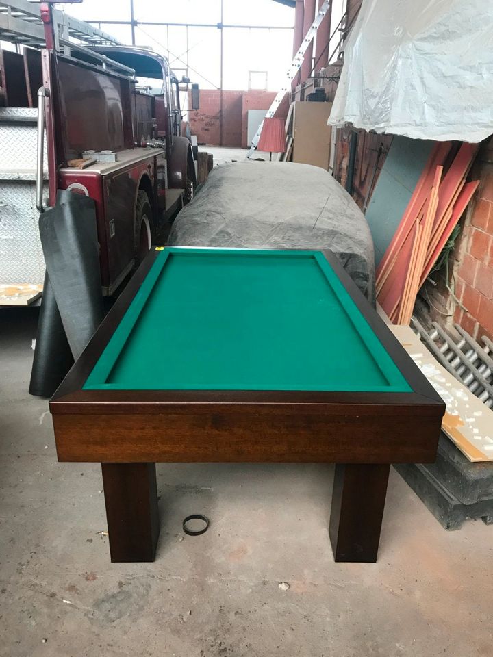 Karambol Billard in Neustadt