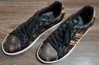 Schuhe / Sneaker von Guess Baden-Württemberg - Esslingen Vorschau