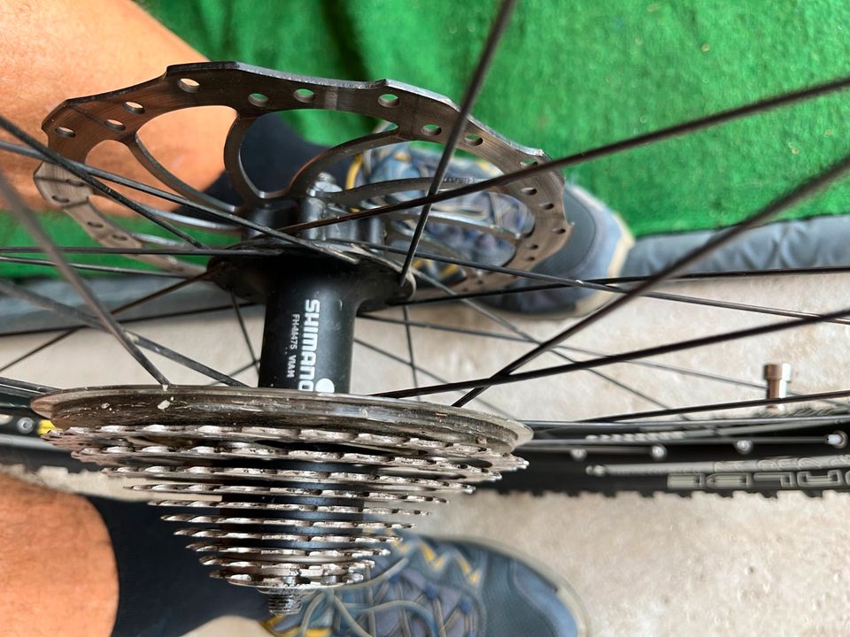 Mountainbike 26 Zoll Laufradsatz mit Spikes in Lenggries