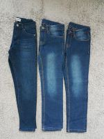 Neu Jungenhose Kinderhose Jeanshose Jeans Hose  Gr.140 Nordrhein-Westfalen - Borchen Vorschau