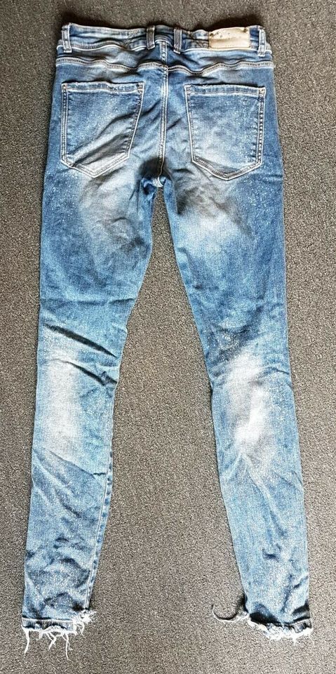 7 Jeans Hosen,versch.Marken z.B Zara zum Preis von einer!!!! in Unkel