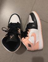 Nike Air Jordan 1 Retro Mid Crimson Tint Niedersachsen - Müden Vorschau