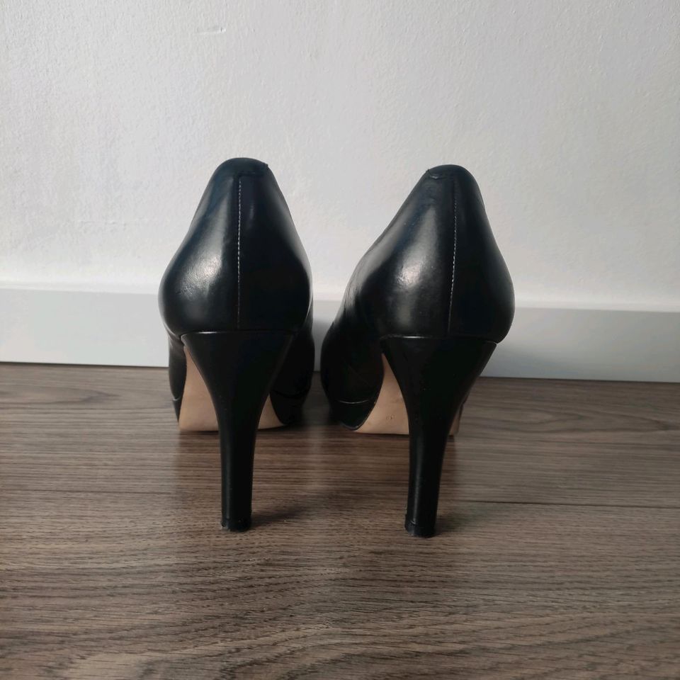 5th Avenue Pumps High Heels schwarz Leder Größe 39 in Plankstadt