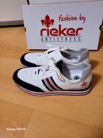 Sportschuhe Gr 42 Neu Nordrhein-Westfalen - Lage Vorschau