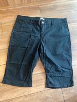 Shorts schwarz kurze Hose, Jeans 50 s.oliver triangle Sachsen-Anhalt - Möser Vorschau