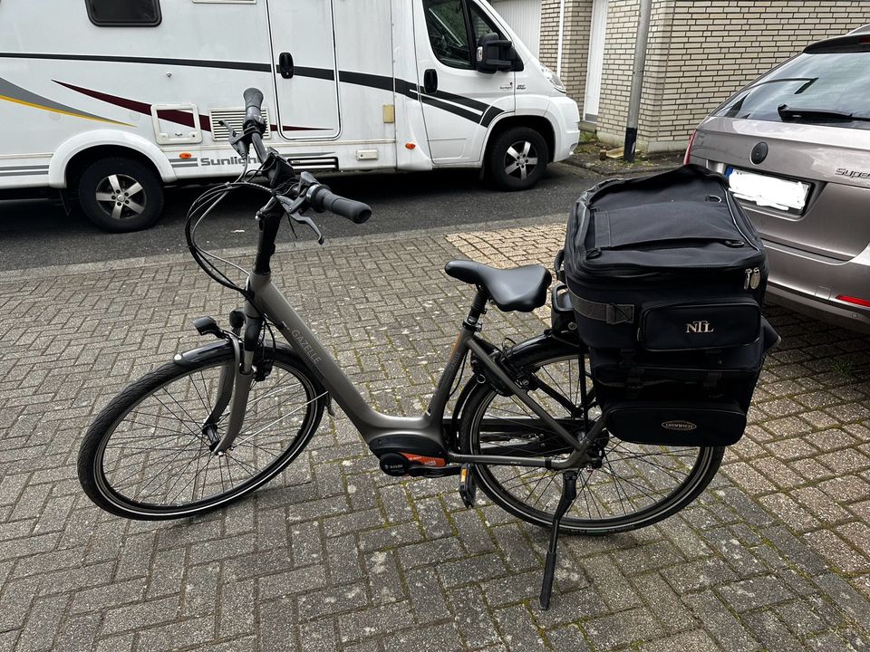 Dreifache! Fahrradtasche  in sehr guten Zustand! in Elsdorf