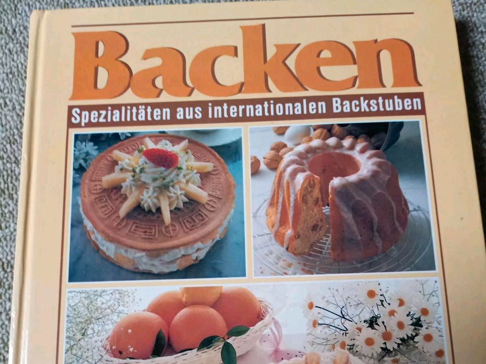 Backbuch- Spezialitäten aus internationalen Backstuben in Eydelstedt
