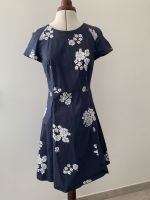 Sommerkleid Max&Co marine dunkelblau Blumenprint Größe 38 Kleid Baden-Württemberg - Bruchsal Vorschau