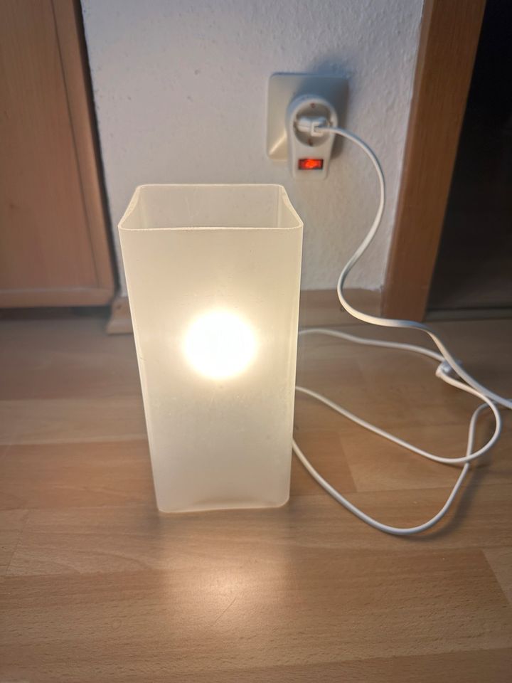 IKEA Grönö Nachttischlampe in Niedereschach