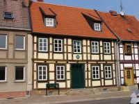 Kleine Wohnung im Reihenhaus der Oebisfelder Altstadt sucht Sie! Magdeburger Str. 5, 1.OGR Sachsen-Anhalt - Oebisfelde-Weferlingen Vorschau