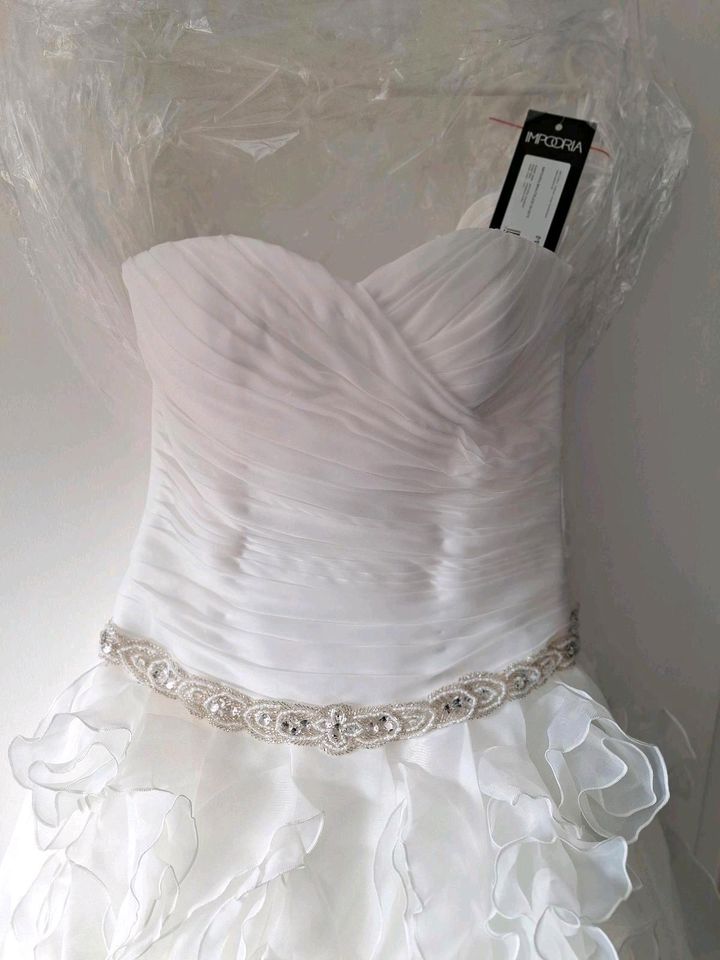 NEU Prinzessinnen A-Linie Brautkleid Impooria,Ivory,Gr. 36/38 in Rehlingen-Siersburg