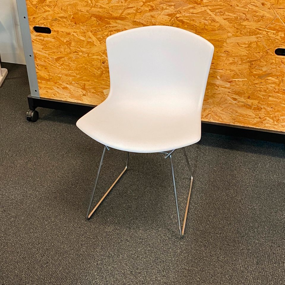 Knoll Bertoia Plastic Side Chair in Stein