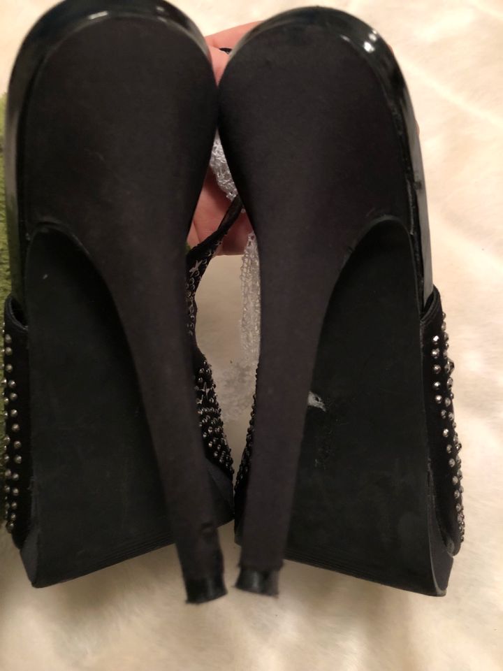 High Heels 14cm Catwalk Sling-Pumps schwarz Nieten Gr. 37/38 in Berlin