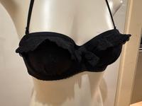 Bikinitop Broderie Anglaise schwarz Bikini Top Floozie Lochmuster Bayern - Heßdorf Vorschau