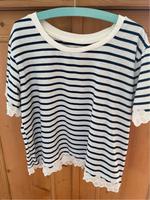 TOPSHOP Ringelshirt weiss blau mit Spitze, Gr. 36/38 Bayern - Karlstein Vorschau
