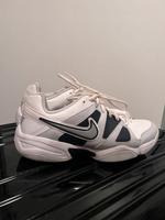 Tennisschuhe zu verkaufen – verschiedene Marken & Größen Hessen - Rodgau Vorschau