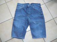 Jeans Bermudas d. blau Gr. 170 Nordrhein-Westfalen - Troisdorf Vorschau