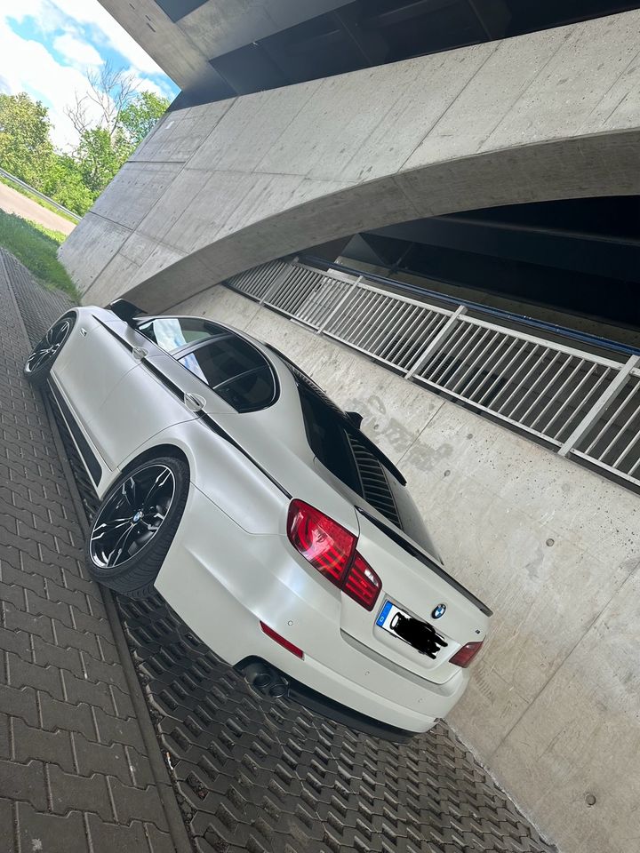 BMW 530d Scheckheftgepflegt in Magdeburg
