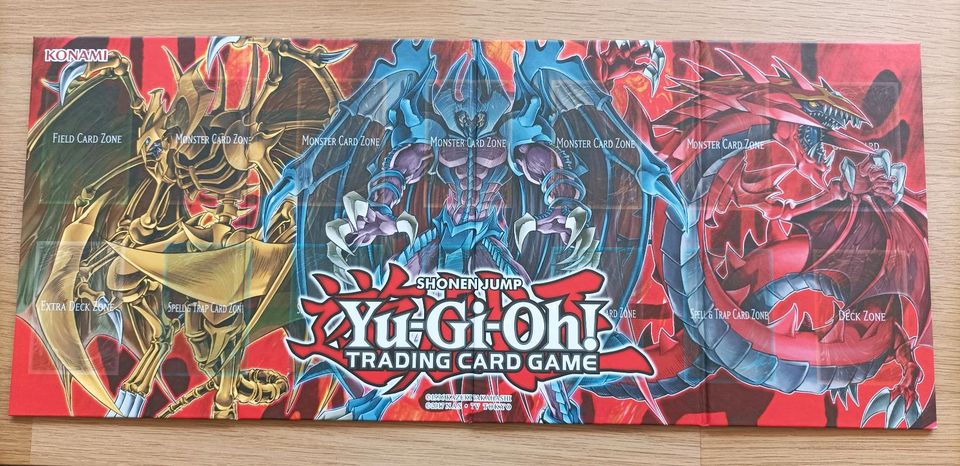 YuGiOh Spielmatten 4x in Hamburg