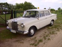 Oldtimer Mercedes Benz Heckflosse W110 190C Brandenburg - Stahnsdorf Vorschau