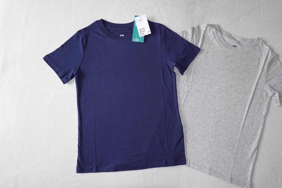 !!! NEU !!! Gr. 134/140 H&M T-Shirts blau & grau in Rostock