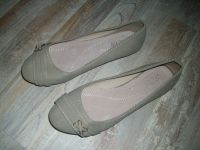 Ballerina - Ballerinas - Slipper - Gr. 38 - NEU - UNGETRAGEN Hessen - Taunusstein Vorschau