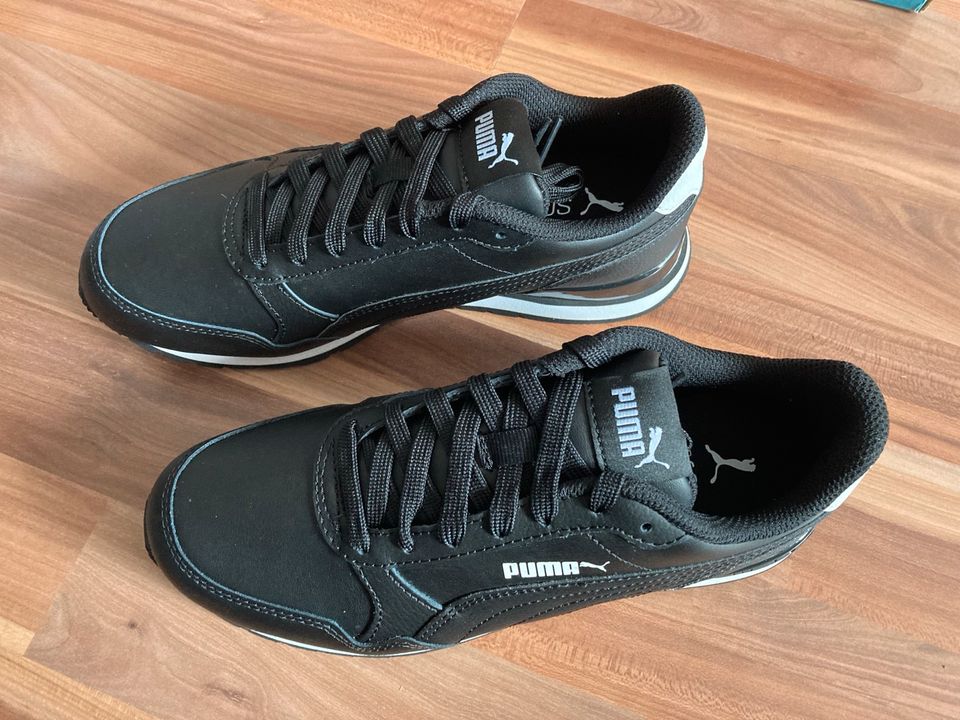 Puma sneaker Turnschuhe Größe 37 neu in Ofterdingen