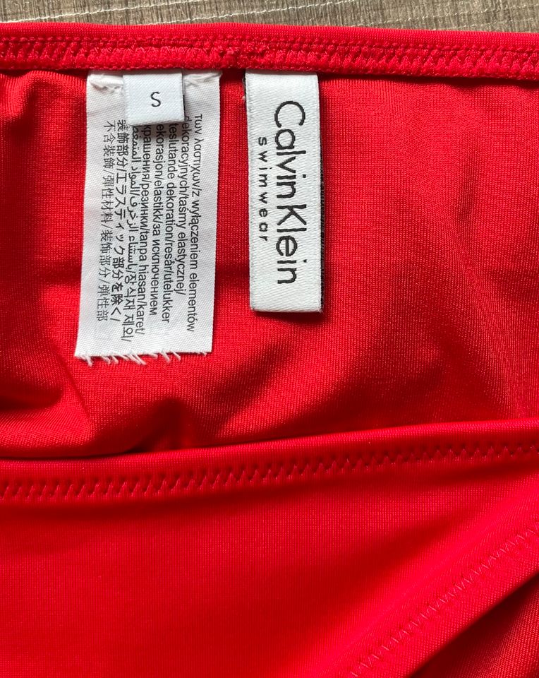 Calvin Klein Bikini XS/S rot grün in Oldenburg