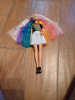 Barbie mit Regenbogenhaaren Schleswig-Holstein - Hohenwestedt Vorschau