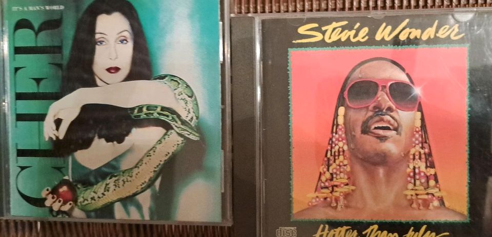 Stevie wonder,  Hotter tham July , CD, Cher, It' A Man's World in Ebersbach an der Fils