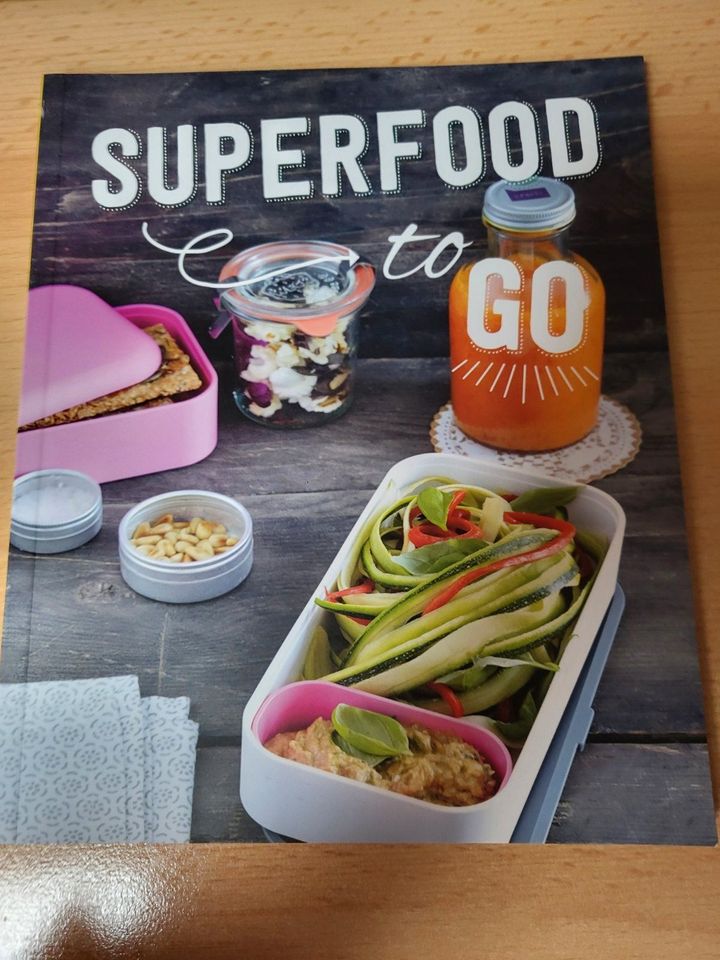 Rezepte Superfood to go Tipps für die perfekte Lunchbox Buch in Ingolstadt