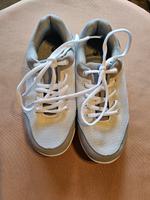 Vibro Walk Schuhe, Halbschuhe, weiß-grau, Gr.36 Hessen - Neu-Anspach Vorschau