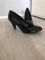 Damen Lack Pumps Schuhe Gr 40 Neu schwarz Hessen - Fürth Vorschau