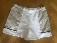 64€ Nike Sporthose Jogging Shorts Vintage Stil Weiß Beige XL NEU München - Altstadt-Lehel Vorschau