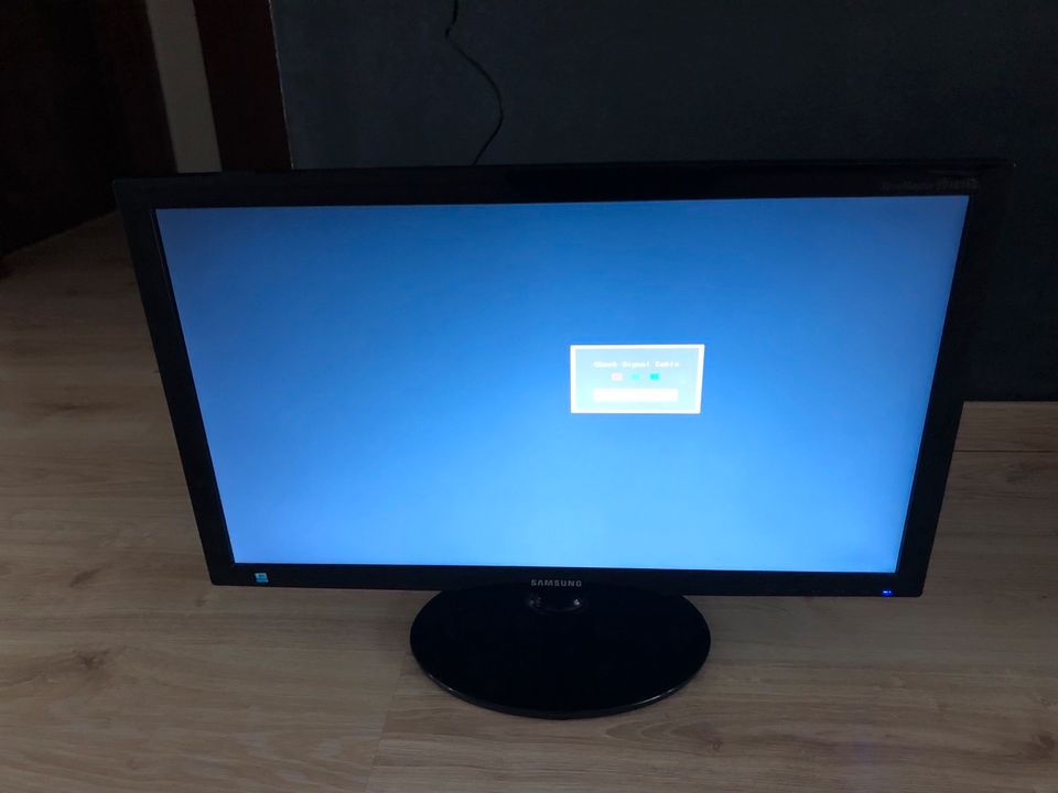 PC Monitor Samsung+ neue Stromkabel(wert 20€) Gratis dazu! in Weinsberg