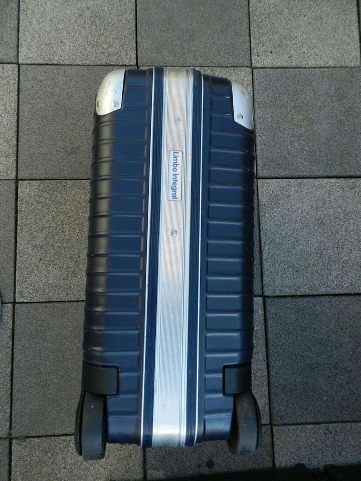 Rimowa Koffer Dunkelblau B 72cm X Tief 21cmX H48cm mit 1Schlüssel in Gelsenkirchen