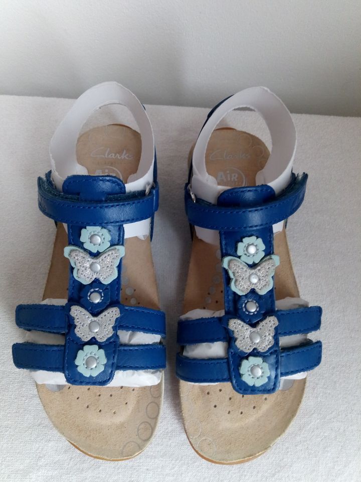 Clarks Sandale Rio Dance ** Gr. 29 ** blau ** NEU in OVP in Oberthulba