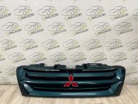 MR387981 Frontgrill Kühlergrill Mitsubishi Pajero Montero Modelle Baden-Württemberg - Philippsburg Vorschau