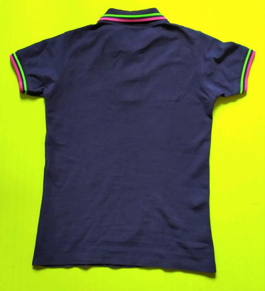 Poloshirt Gr.164-176 (Hugo Boss) fällt klein aus in Klingenthal