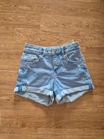 hellblaue Jeansshorts Sachsen - Grimma Vorschau