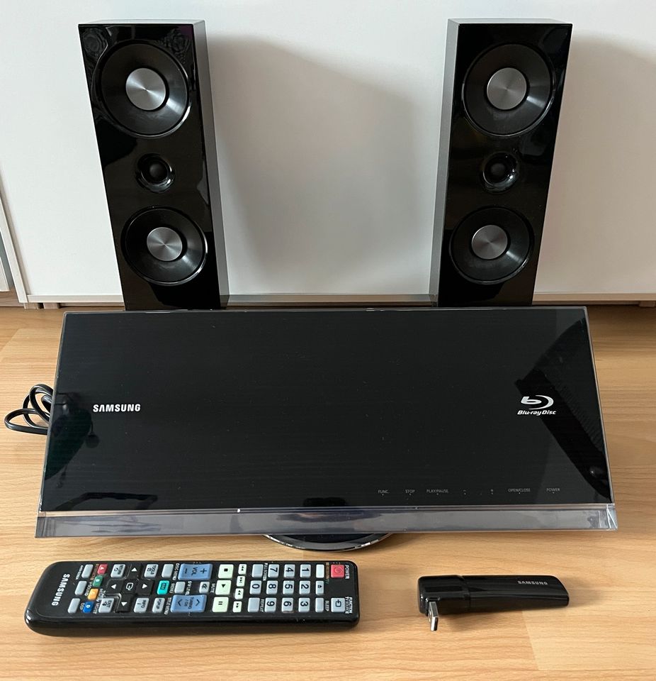 SAMSUNG HEIMKINO ANLAGE „ Samsung HT-C7300 “ 3.1 CH BLUE RAY in Berlin