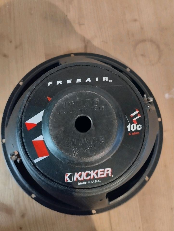 Kicker 10C Freeair Subwoofer 25cm in Steinhagen