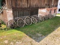 Alte Wagenräder aus Holz 85-105cm Bayern - Dorfen Vorschau