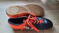 Hallen/Fußball Schuhe Gr. 44 Niedersachsen - Sassenburg Vorschau