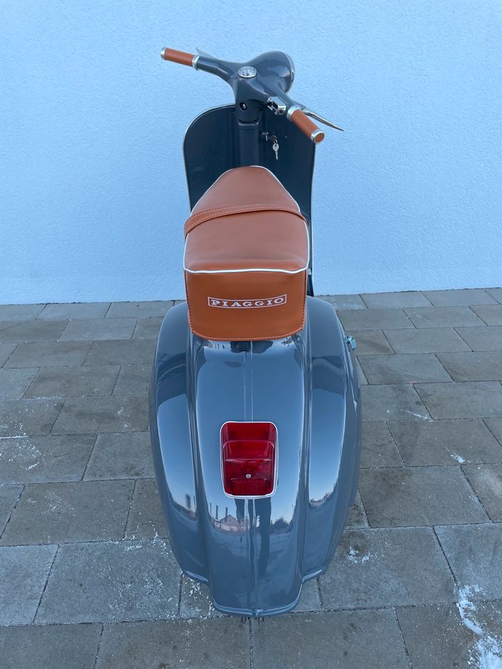 Vespa V 50 12 Volt!! Wunschfarbe möglich!! in Donauwörth