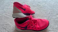 Nike free Run 5.0 Laufschuhe sneaker pink weiß Nordvorpommern - Landkreis - Ribnitz-Damgarten Vorschau