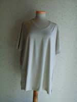 Basic T-Shirt mit V-Ausschnitt, beige – Gr. 44/46 Bayern - Bad Steben Vorschau